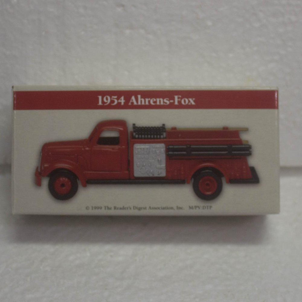 Vintage 1954 Ahrens-Fox 1:64 Scale Fire Truck